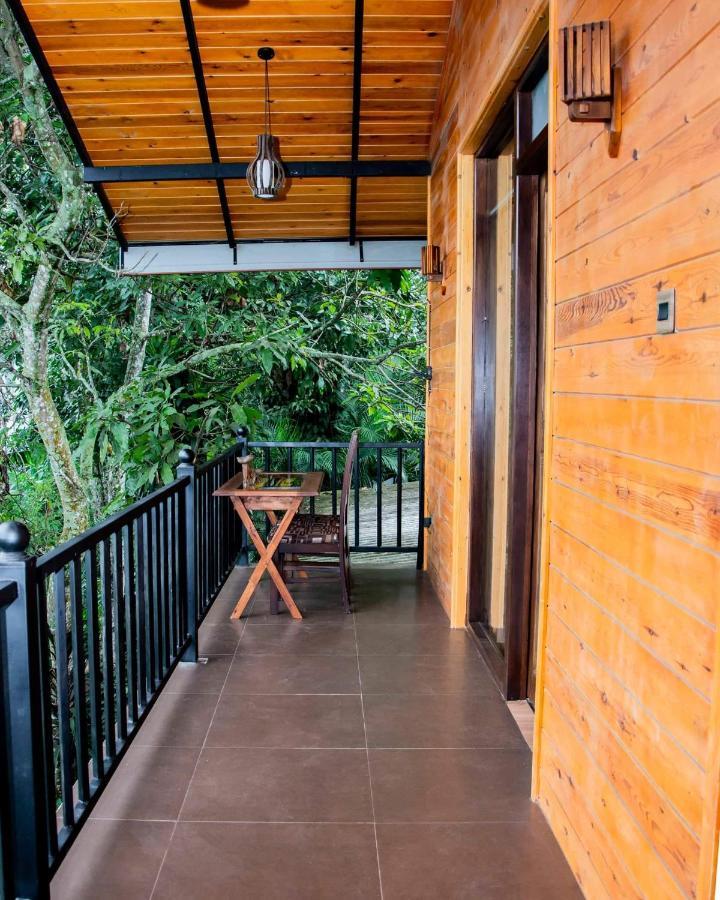 Maleesha Homestay Ella Luaran gambar